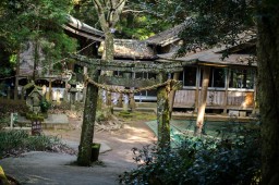 Hiyoshi Shrine Other Entrance (Usuki) // 臼杵市